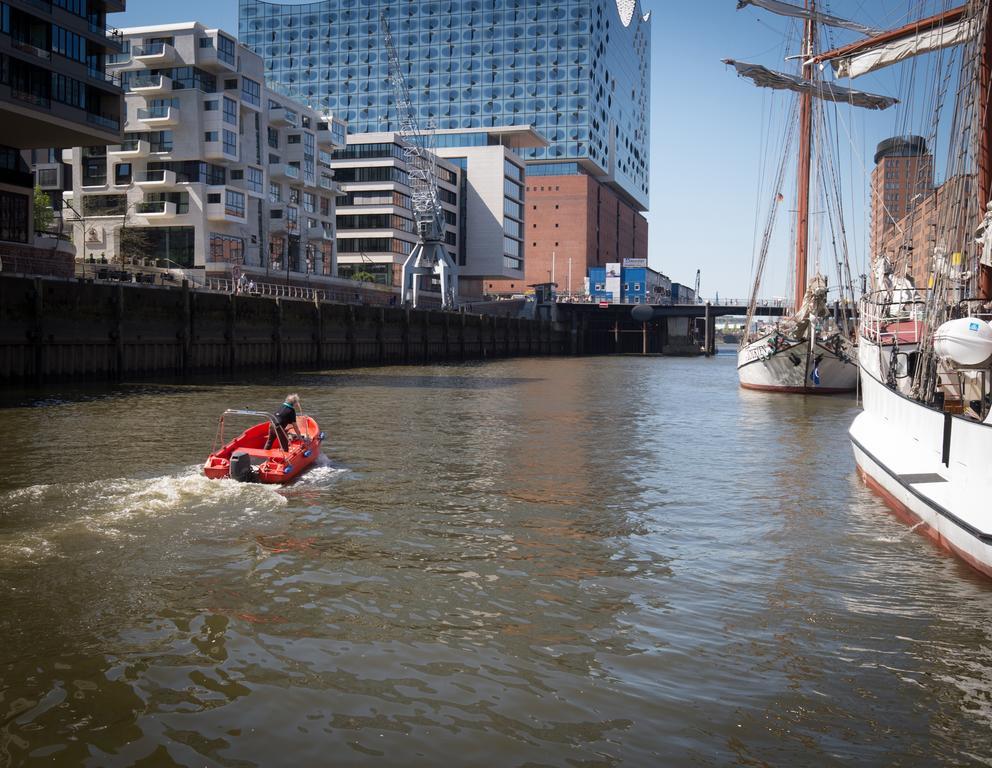 Horus Hausboot Apartment Hamburg Exterior photo